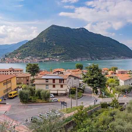 Lake Iseo Panorama Сульцано Экстерьер фото