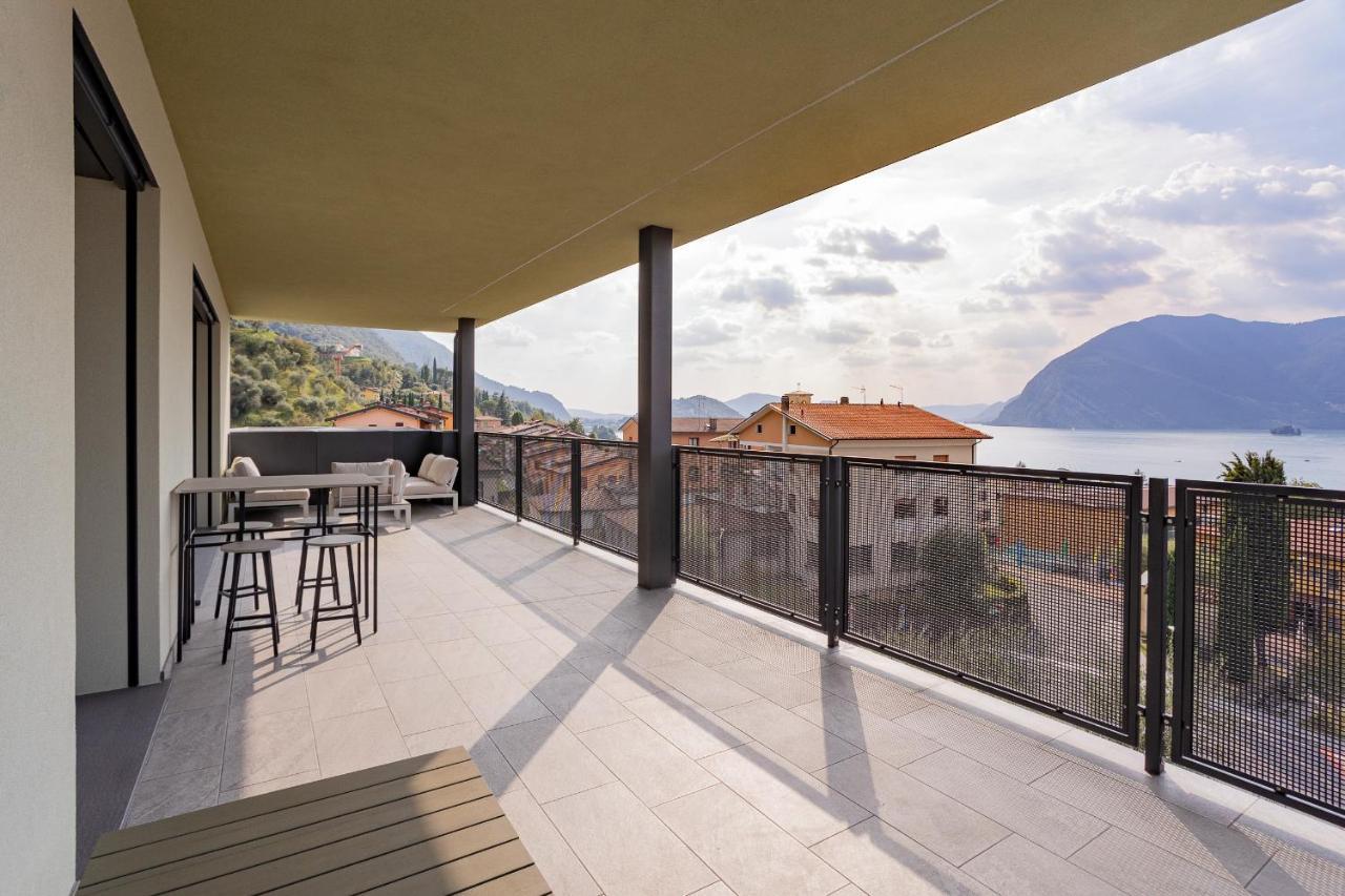 Lake Iseo Panorama Сульцано Экстерьер фото